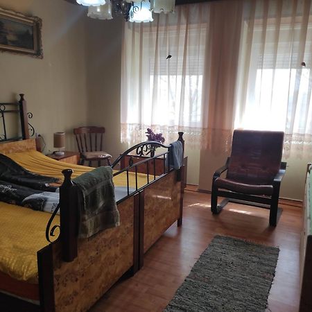 Bed and Breakfast Liza Panzio Mali Idos Zewnętrze zdjęcie