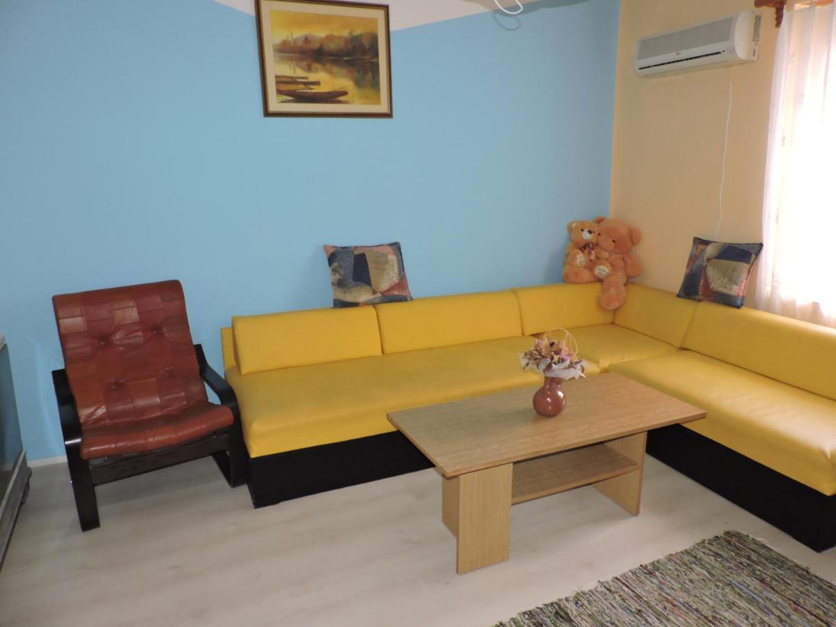 Bed and Breakfast Liza Panzio Mali Idos Zewnętrze zdjęcie